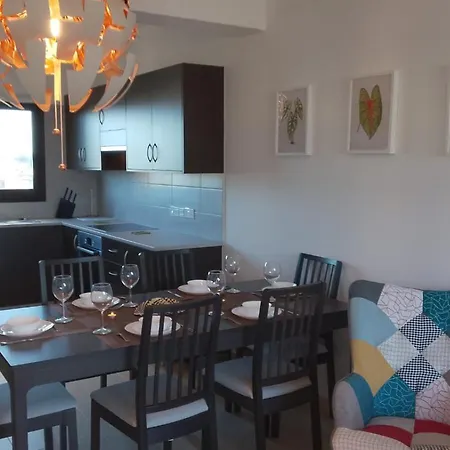 Rural Retreat 2 Bedroom With Communal Pool Apartament Avgorou